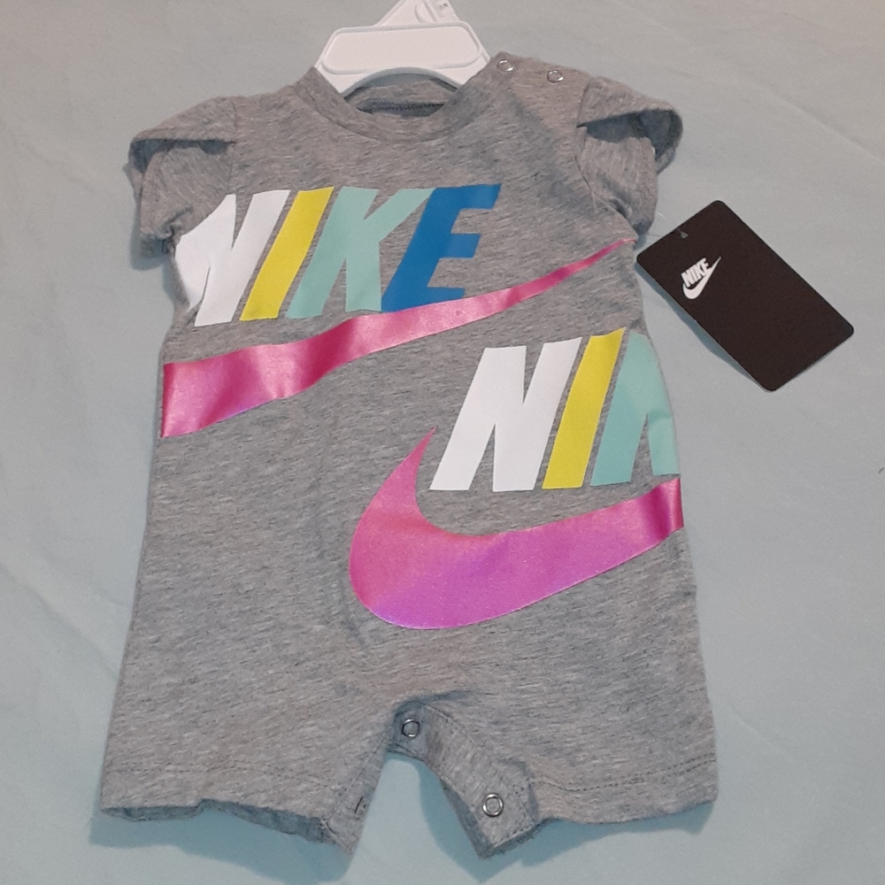 💖💙💛Nike Baby Girl One Piece 💛💙💖